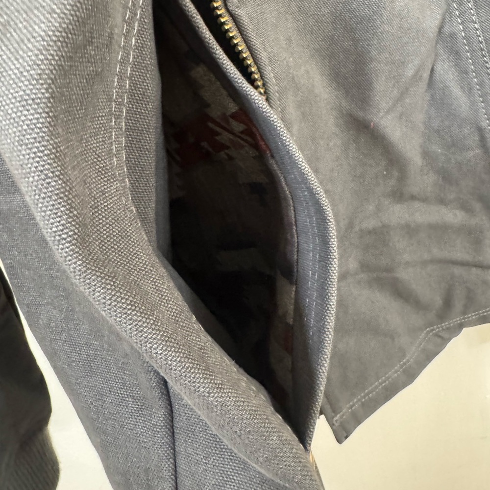 Pendleton Men's Charcoal Jacket with Patterned Li… - image 11